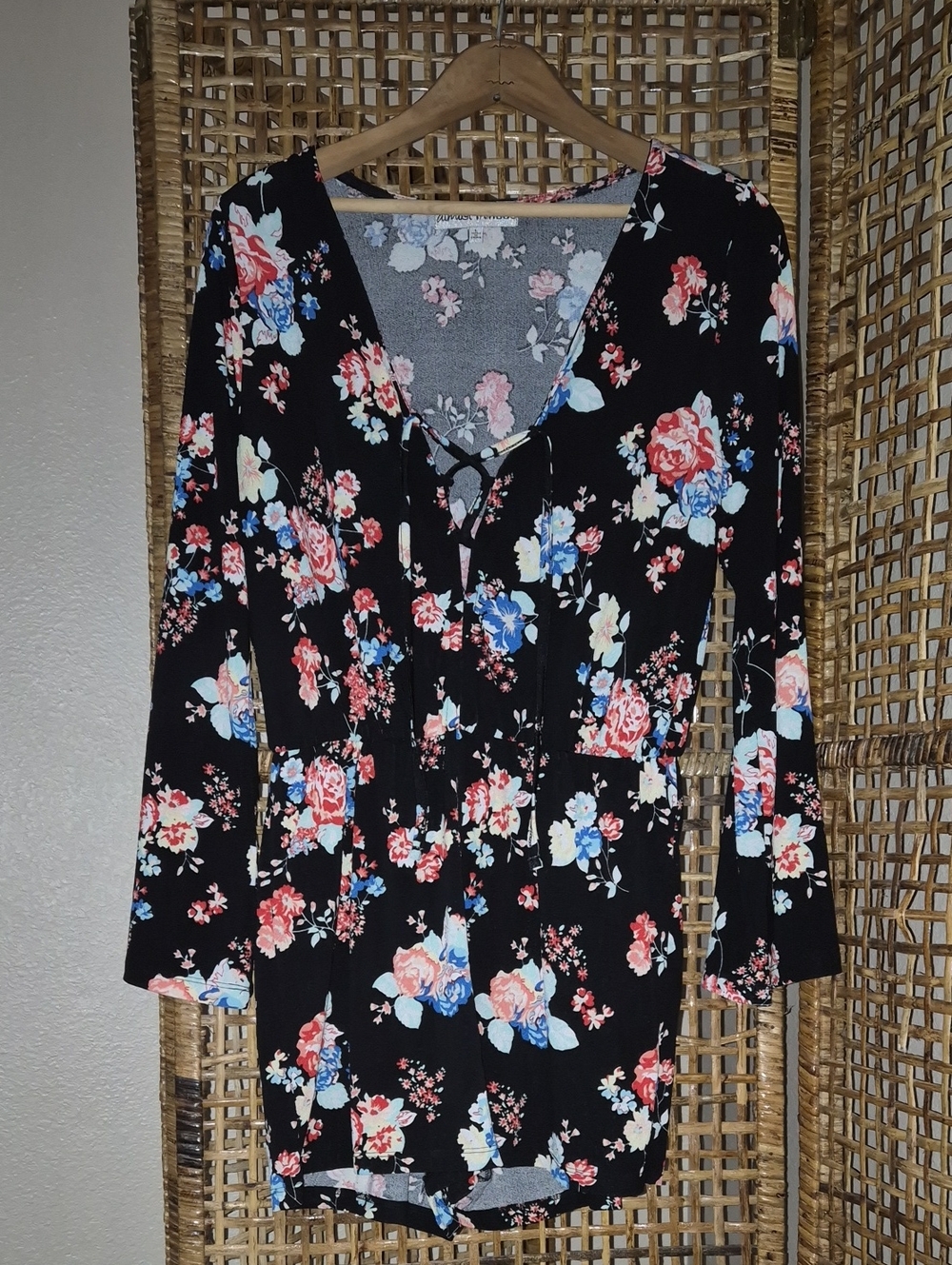 Black Floral V-Neck Lace-Up Tunic Top